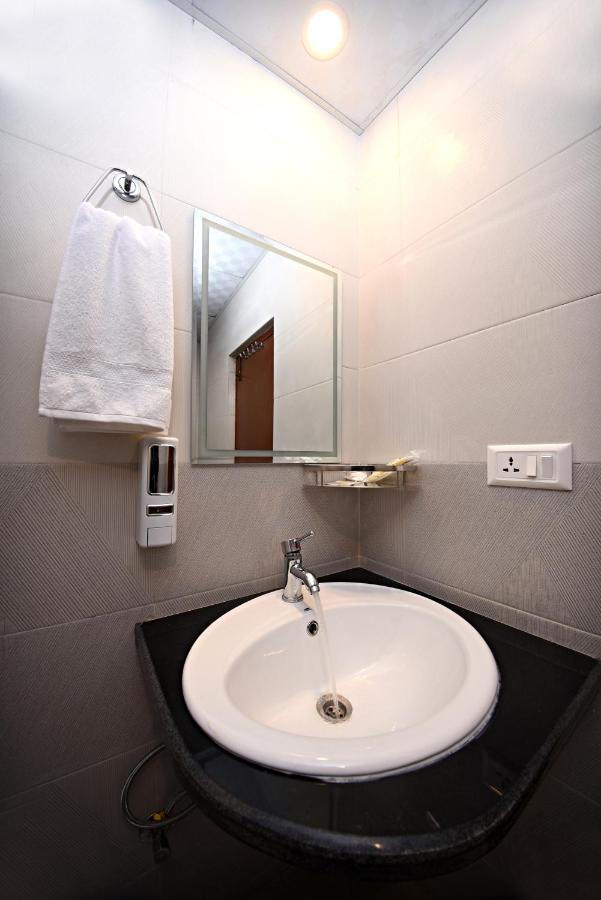 Hotel Simal كاتماندو المظهر الخارجي الصورة