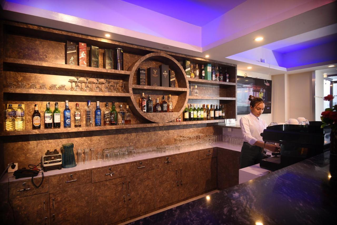 Hotel Simal كاتماندو المظهر الخارجي الصورة