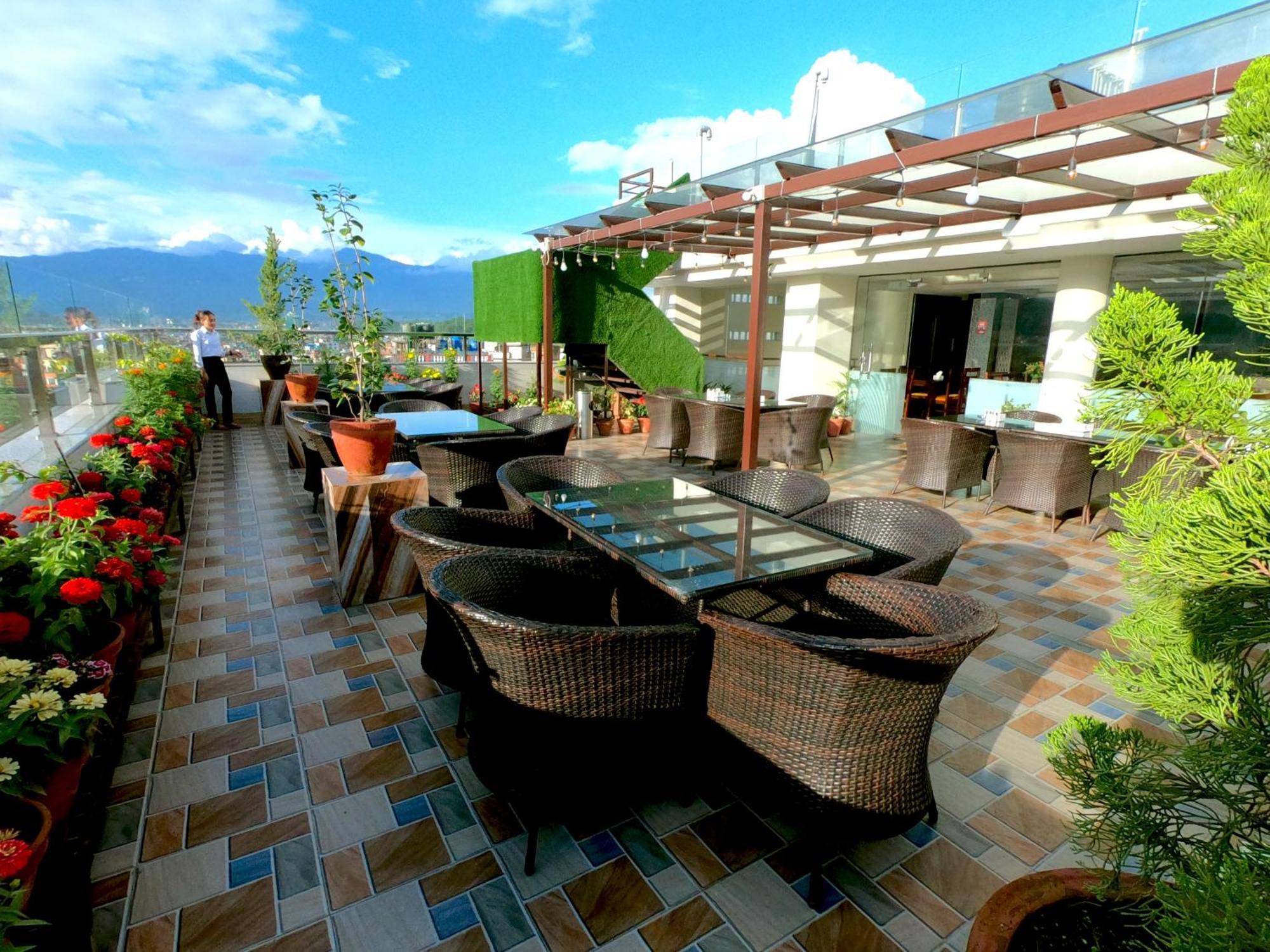 Hotel Simal كاتماندو المظهر الخارجي الصورة
